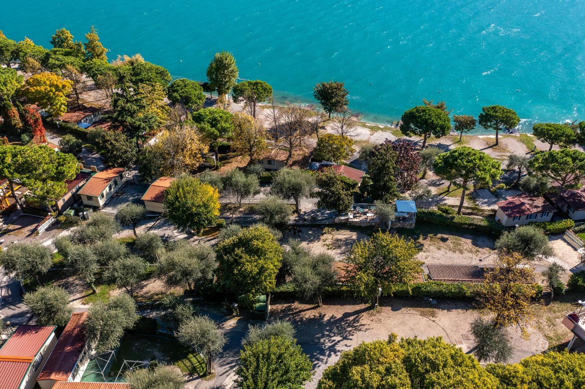 Camping Park Garda ليمونِ سول غاردا المظهر الخارجي الصورة