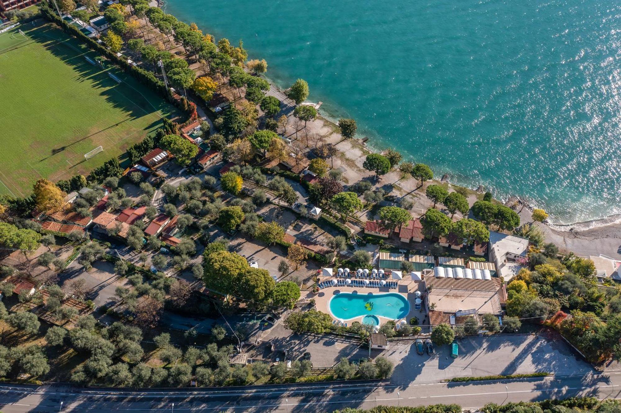 Camping Park Garda ليمونِ سول غاردا المظهر الخارجي الصورة