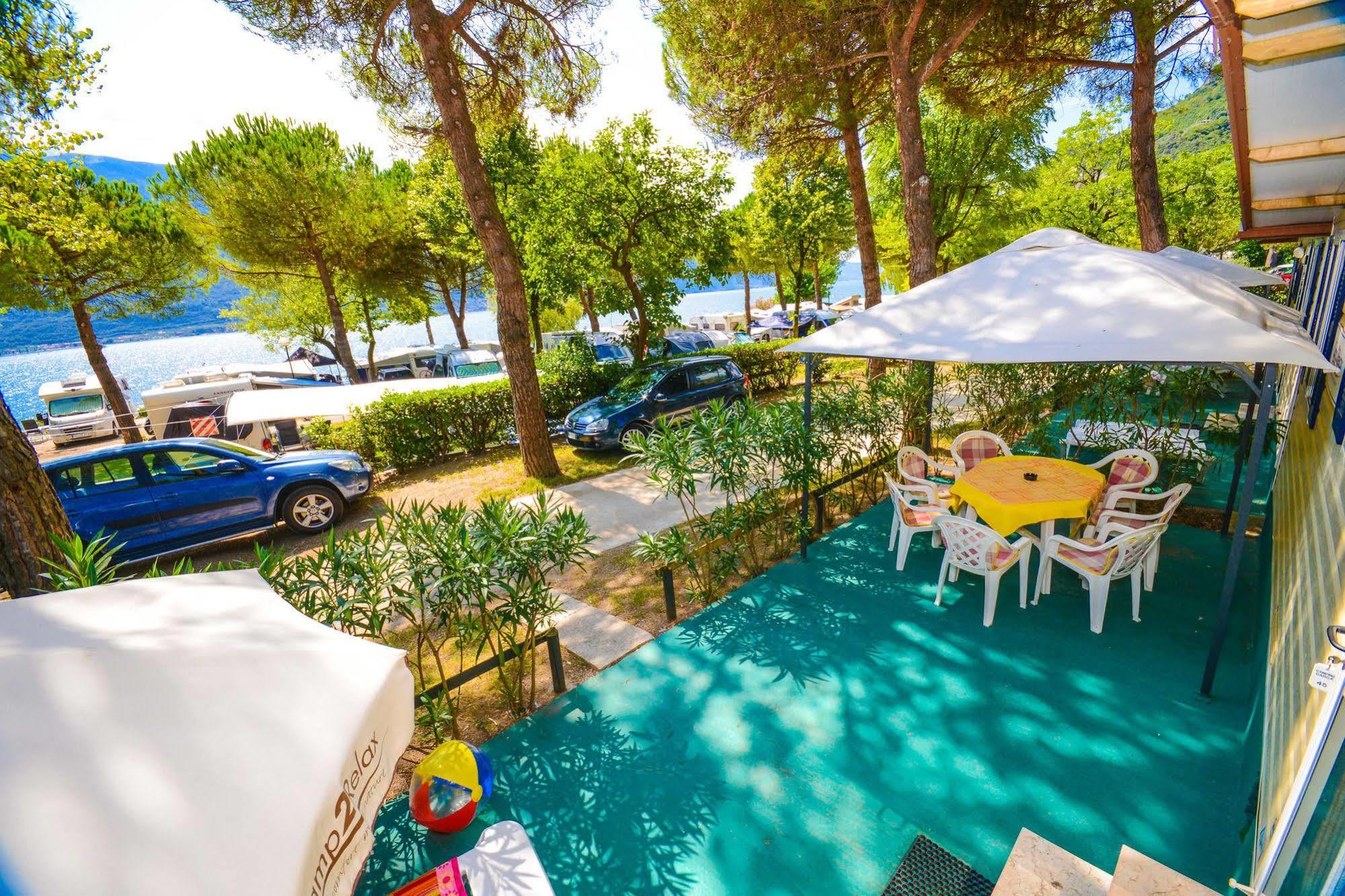 Camping Park Garda ليمونِ سول غاردا المظهر الخارجي الصورة
